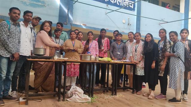 Govt. Chandulal Chandrakar Arts & Science College, Patan - TUTTI- FRUTTI( cANDIED )FRUITS MAKING EVENT