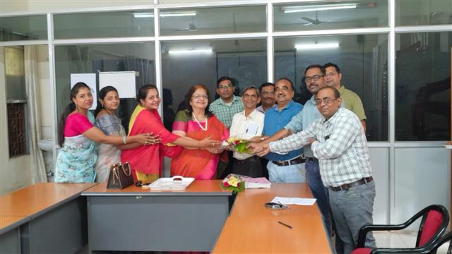 Govt. Chandulal Chandrakar Arts & Science College, Patan - Birthday Celebration 202-26